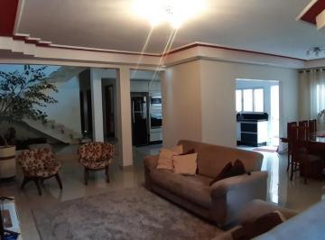 Casa · 213m² · 3 Quartos · 6 Vagas · Casa em Rua Therezinha de Jesus - Jardim do Bosque - Hortolândia/SP