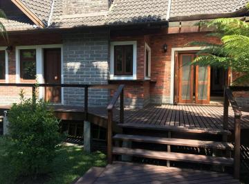 Casa · 336m² · 3 Quartos · 2 Vagas · Casa de condomínio em  rua Alameda Saint Moritz - Centro - Canela/RS