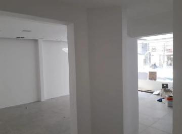 Comercial · 135m² · 2 Quartos · 2 Vagas · Loja em  Rua Azevedo Sodré - Gonzaga - Santos/SP