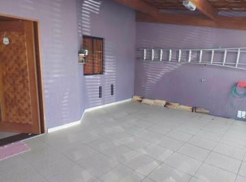 Casa · 154m² · 3 Quartos · Casa em Avenida José Antônio de Barros - Jardim Santa Clara - Taubaté/SP