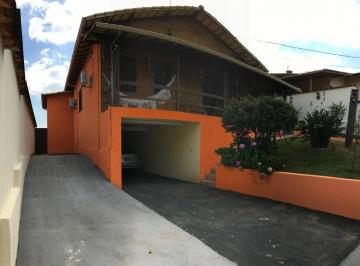 Casa de 5 quartos, Santa Luzia · Casa em Rua do Serro - Centro - Santa Luzia/MG