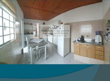 Casa · 335m² · 3 Quartos · 1 Vaga · Casa em Rua Doutor Roberto Guarany - Vila Canevari - Cruzeiro/SP