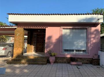 Casa · 550m² · 4 Quartos · 4 Vagas · Casa em Praça Inácio Antônio da Silva - Belém Novo - Porto Alegre/RS