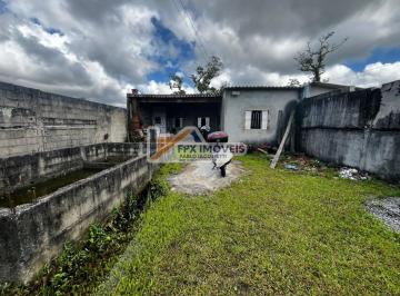 Casa de 3 quartos, Itanhaém · Casa semi acabada com piscina e escritura em Itanhaém