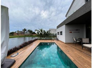 Casa · 230m² · 4 Quartos · 2 Vagas · Sobrado com 4 quartos no Condomínio Ilhas Park em Torres/RS.