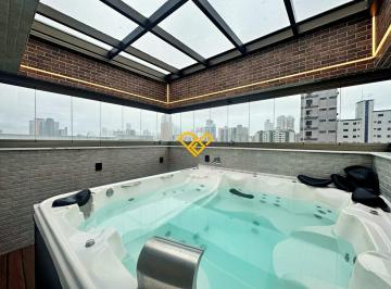 Jacuzzi · Casa Triplex com 4 Quartos para Alugar em Santos/SP