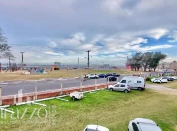 Apartamento · 2 Quartos · 1 Vaga · Apartamento 02 dormitórios em Tramandaí