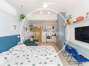 Apartamento · 32m² · Studio :  / Residencial / Centro