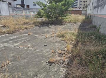 Terreno , Salvador · Terreno na Av. Paulo Vi, ótima localização!