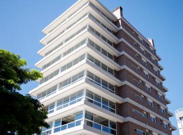 Fachada · Apartamento Garden à venda em Porto Alegre, Petrópolis, com 3 quartos, 214m²