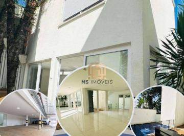 10f099b277658bac212c241102971c11e612d68d · Linda casa á VENDA 365 m² 4 Suítes amplas, sala, cozinha, 6 vagas subsolo, á 1 km da Estação Campo B