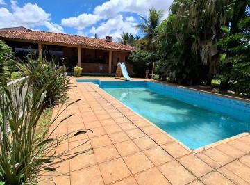 Casa · 817m² · 4 Quartos · 6 Vagas · Casa Térrea Ideal para Reforma – Ponta de QI com Terreno Enorme e Piscina