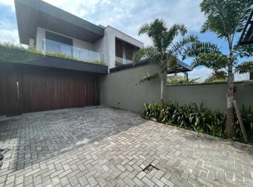 37 · Casa com 3 suítes no bairro Morro das pedras
