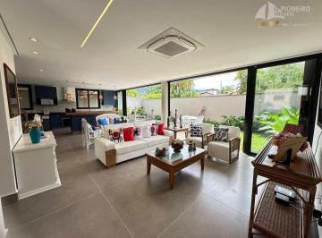 Casa · 240m² · 4 Quartos · 2 Vagas · Casa para férias, perto da praia de Juquehy! Agende sua visita!