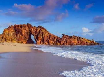 Comercial , Jijoca de Jericoacoara · Hotel beira mar em Jericoacoara a venda 