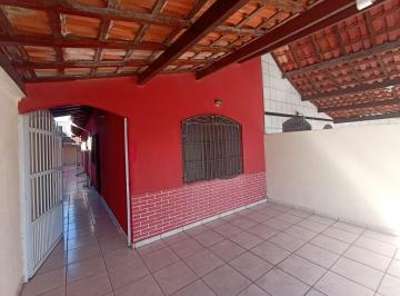 Casa de 2 quartos, Praia Grande · Casa geminada, situada no bairro Maracanã, possuindo 02 dormitórios