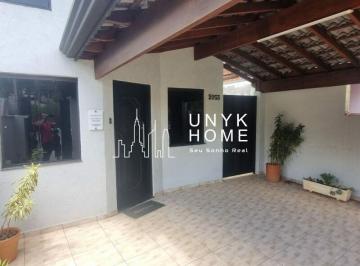 Casa · 132m² · 4 Quartos · 2 Vagas · Casa Comercial para à venda  - Localização Privilegiada!