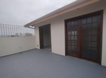 Casa de 4 quartos, Taubaté · Aconchego e Praticidade: Sobrado na Santa Terezinha Espera por Você