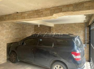 Casa · 220m² · 4 Quartos · 2 Vagas · Sobrado à venda de 220m².  De 4 dormitórios sendo 1 suite, 3 banheiros e 2 vagas - Vila Ema.