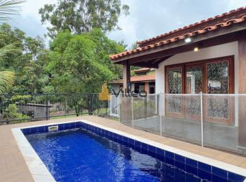 Casa · 280m² · 3 Quartos · 4 Vagas · Chácara em Condomínio Fechado em Sorocaba - 3 Dormitórios, Suíte, Piscina e Ampla Área Verde