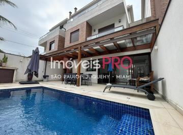 Casa · 250m² · 5 Quartos · 3 Vagas · Casa na Praia de Juquehy