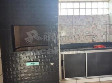 Casa · 155m² · 2 Quartos · 1 Vaga · Casa de 02 dormitórios e 01 vaga de garagem no bairro Bosque da Felicidade