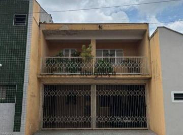 eb189c0872bf84b2228e40b14987cbab1ee2e8a9 · Casa com 4 dormitórios à venda, 203 m² por R$ 470.000,00 - Centro - Salto/SP