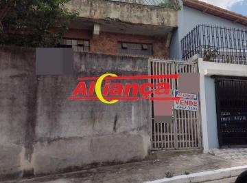 Casa · 200m² · 3 Quartos · TERRENO COM CONSTRUÇÃO PARA DEMOLIÇÃO