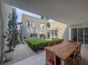 Casa · 350m² · 4 Quartos · 2 Vagas · Luxuosa Residência Mobiliada em Bairro Tranquilo e Verdejante - Alto da Boa Vista