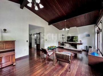 Casa · 380m² · 4 Quartos · 6 Vagas · Vende casa 380m² - Bairro de Interlagos! 4 quartos 2 suites 6 vagas!