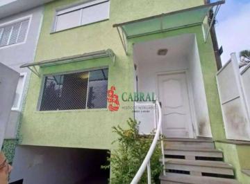 b90974cc34c18122c5e8938ccb355ce3b894209e · SOBRADO COM 3 DORMITORIOS