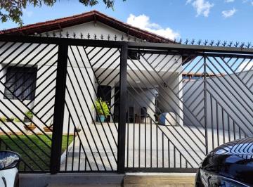 c0d481132dfb1e0429057d39b54523f043a1d4f5 · Casa com 5 dormitórios à venda, 230 m² por R$ 630.000,00 - Setor Urias Magalhães - Goiânia/GO
