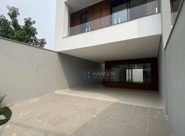 f9173609b07f3b2f847c3fb36e54cff1e85a862d · Sobrado com 3 suítes à venda, 195 m² por R$ 1.380.000 - Saguaçu - Joinville/SC