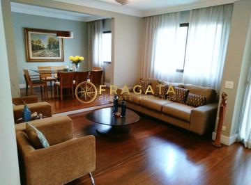 Apartamento · 209m² · 3 Quartos · 3 Vagas · Apartamento à Venda em Perdizes com 209 m² | 3 Suítes | 3 Vagas | Reformado