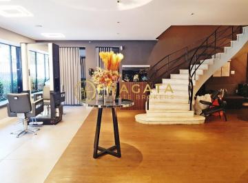 Comercial · 400m² · 8 Vagas · Casa Comercial no Pacaembu com 418 m² com 8 vagas