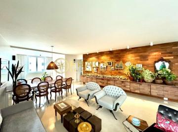 Apartamento · 200m² · 2 Quartos · 1 Vaga · Apartamento de 200 M²  reformado  em rua exclusiva do Jardim América