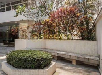 Apartamento · 280m² · 4 Quartos · 3 Vagas · Apartamento de 280m2 com varanda e 3 vagas no melhor ponto do Jd. América. Imperdível!