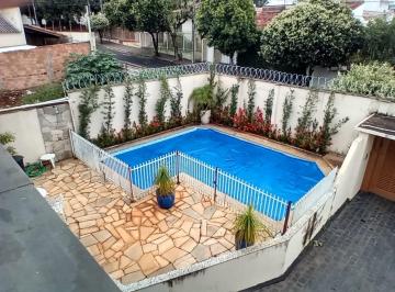 541e804a4c6744f3997f6e1ea0fd76d4.jpeg · Casa para Venda em Uberlândia/MG - 3 Dorm. 340 m2 Área Útil