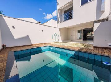 Casa · 135m² · 3 Quartos · 2 Vagas · Sobrado com 3 suítes e piscina com área gourmet à venda, 135 m² por R$ 950.000