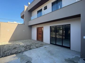Casa · 132m² · 3 Quartos · 2 Vagas · Sobrado geminado em Bom Retiro, Joinville/SC