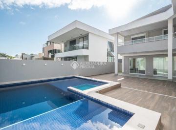 487971_i85BEME1RYF3comd1K_48797166a2aa5db0725.jpg · Casa com 05 suítes à venda, Balneário Camboriú-SC.