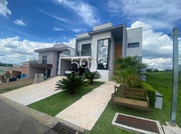 Foto 01 · Casa mobiliada à venda no condomínio Vila dos Manacás, com 339m² de área construída, em uma área tot