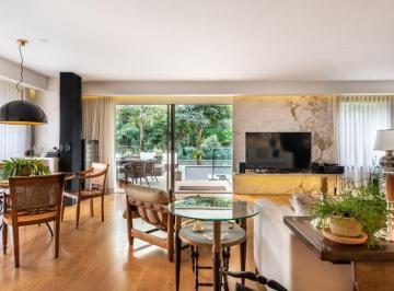 Casa · 459m² · 3 Quartos · 4 Vagas · Imperdível: Casa em Condomínio de Luxo em Alto de Pinheiros, São Paulo-SP - 3 Quartos, 5 Banheiros, 