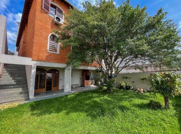 Casa · 478m² · 4 Quartos · 10 Vagas · Casa à venda em São Paulo-SP, Jardim Leonor : 4 quartos, 2 suítes, 3 banheiros, 10 vagas de garagem,