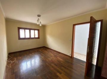 Casa · 159m² · 3 Quartos · 2 Vagas · Sobrado de 3 quartos com 1 suíte e 2 vagas de garagem no Jardim Iracema, São Paulo-SP - 159m²