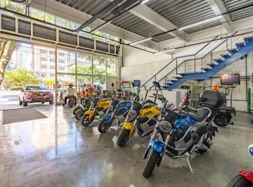 Comercial · 700m² · 4 Vagas · Loja comercial em Pinheiros para venda ou aluguel, 4 Vagas, 700m²