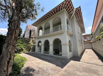 Casa · 400m² · 4 Quartos · 6 Vagas · Casa para venda ou locação no Jardim Paulista, 4 quartos, 3 suítes, 5 banheiros, 6 vagas na garagem