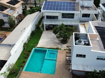 Casa de 4 quartos, Brasília · Condomínio Solar de Brasilia: Casa com 4 Suítes e Área de Lazer Completa