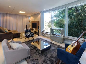 Foto 01 · Casa Moderna e Integrada à Natureza na Aldeia da Serra com 504m²