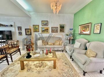 Salas pavimento superior · Casa sobrado à venda no centro da cidade de Jundiaí - SP.